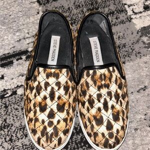 Steve Madden Flats